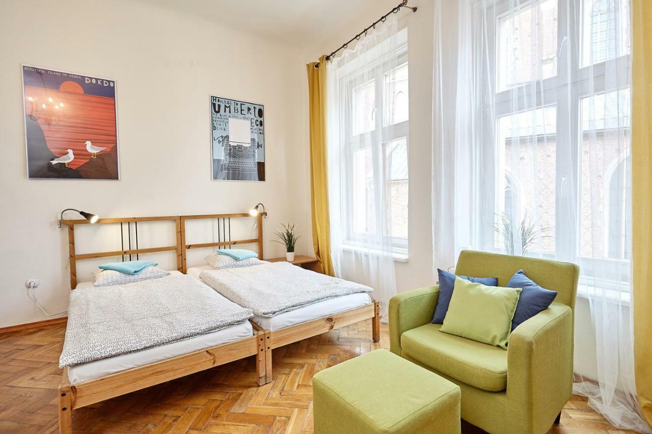 크라쿠프 Plac Mariacki 8 아파트 외부 사진